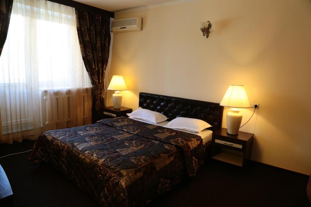 Salem On Samal Hotel Алма Ата Стая снимка