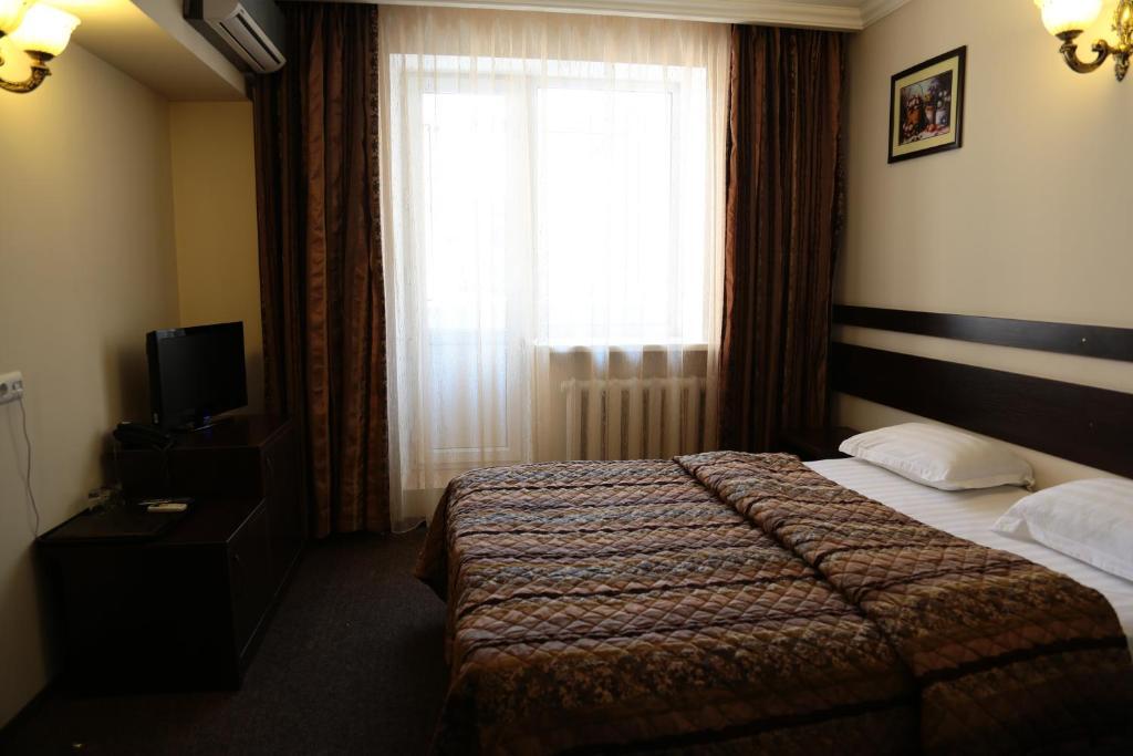 Salem On Samal Hotel Алма Ата Стая снимка